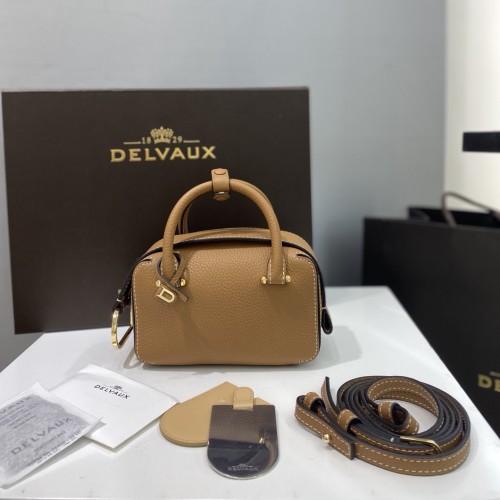 델보 Delvaux  Coolboxnano