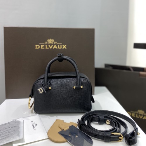 델보 Delvaux  Coolboxnano