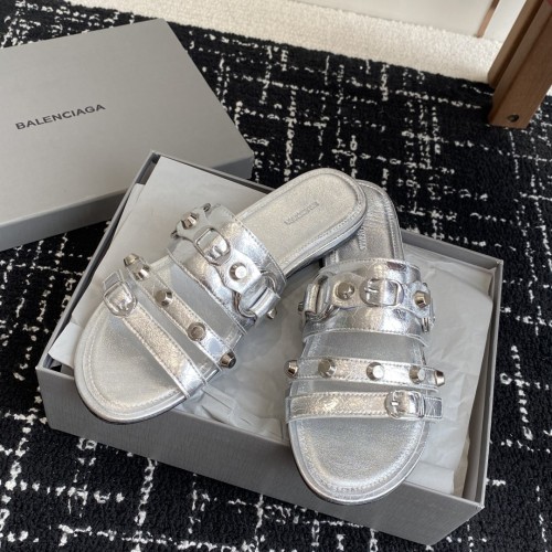 발렌시아가 BALENCIAGA CAGOLE