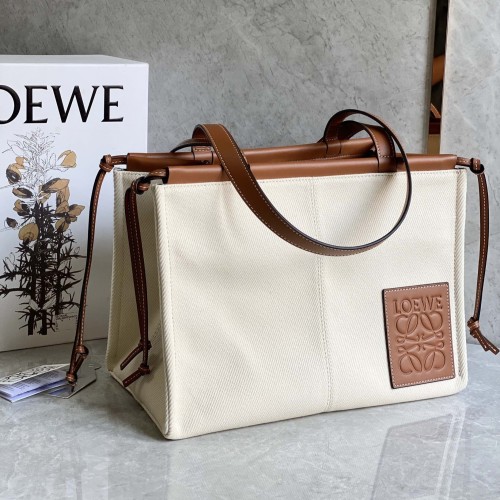 로에베 Loewe cushion tote bag (Small)