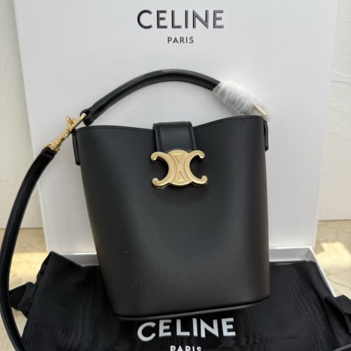 셀린느 Celine TRIOMPHE